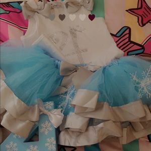 Frozen 4 year old outfit with number